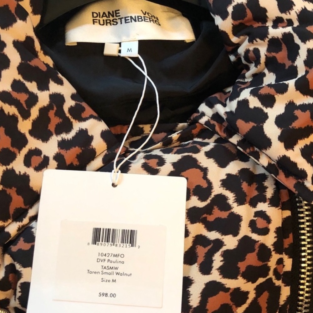 Diane Von Furstenberg size Medium Leopard Moto Puffer Jacket never worn verywarm